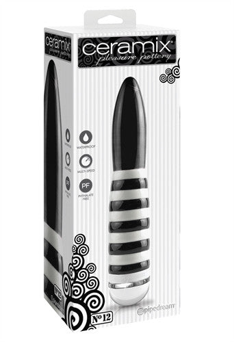 Ceramix no.12 - Black and White